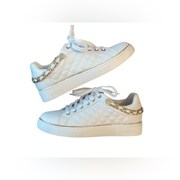 GUESS | Reney Chain Quilted Sneakers | Size 7.5 - Picture 3 of 16